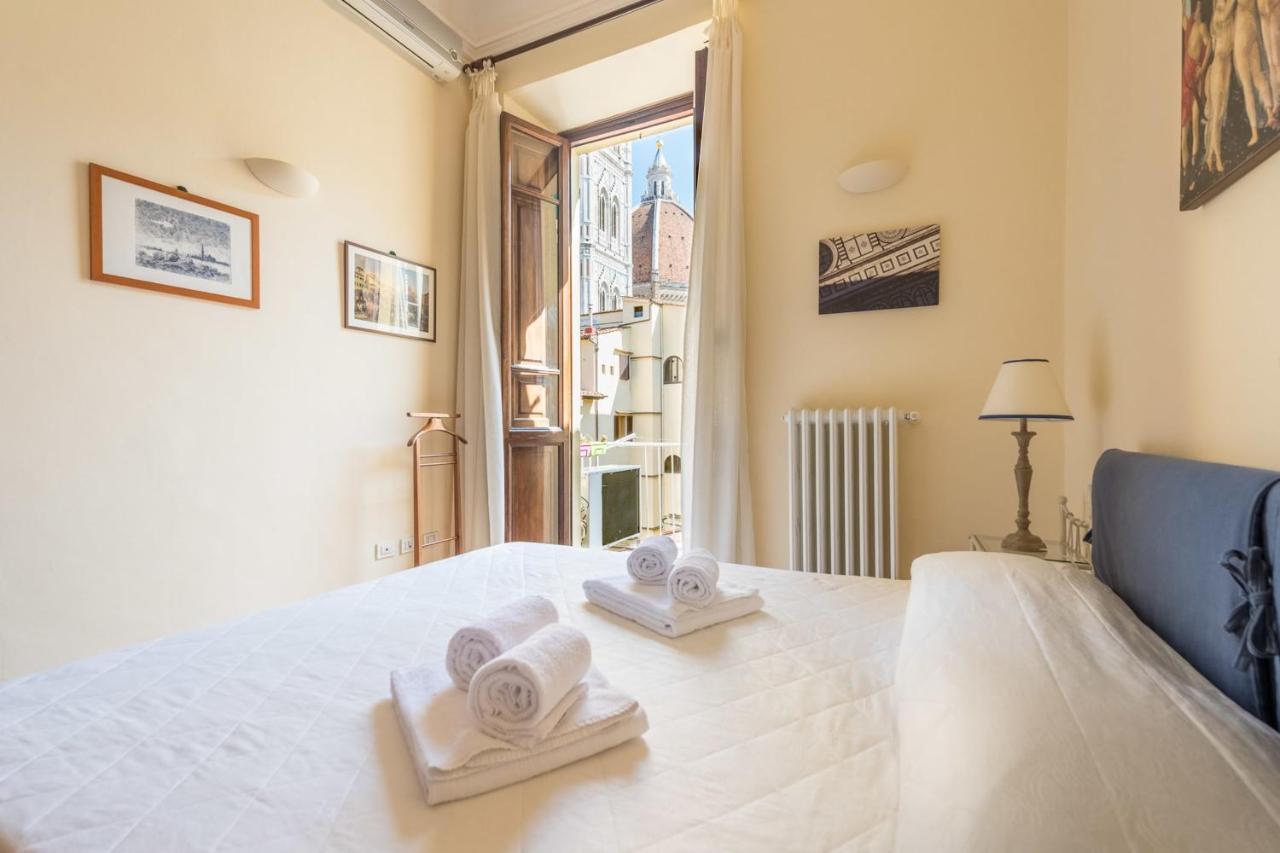 Charming 2Bed Apartment Overlooking Duomo - Hosted By Sweetstay Firenze Kültér fotó